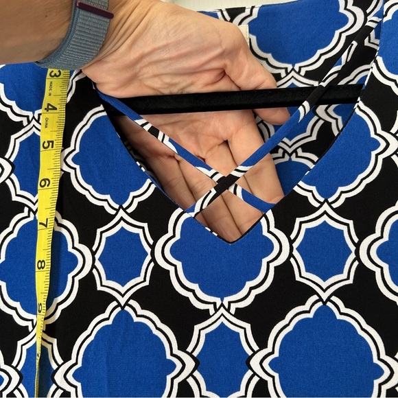 Chico's, Large blue, black and white, pullover blouse with a crisscross detail - Picture 3 of 4